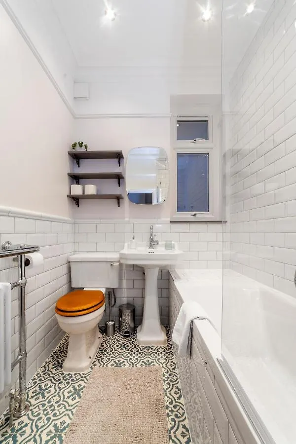Stylish 1 Bdr Apt Wcommunal Garden, Greenwich London
